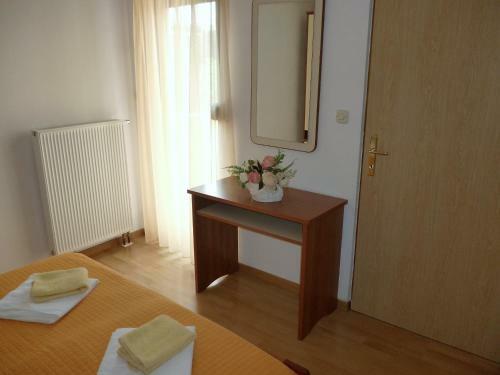 Apartments Pjer