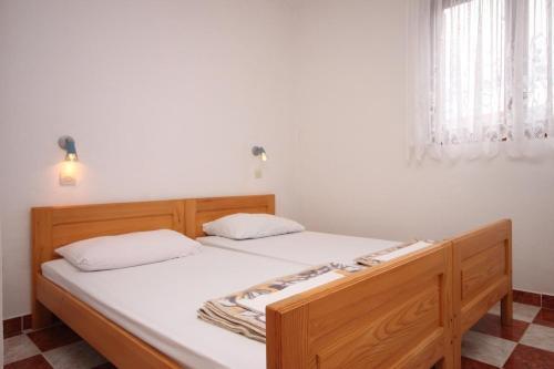 Apartment Starigrad 6618b