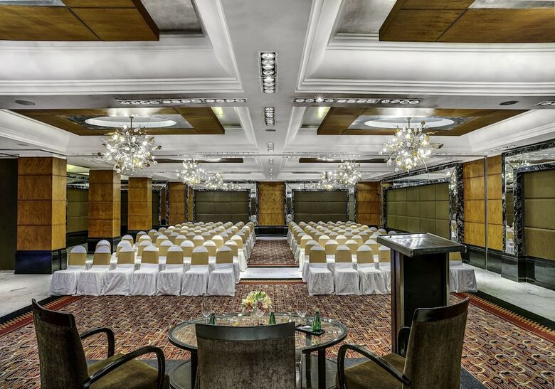 Hotel Dotw  -taj Club House