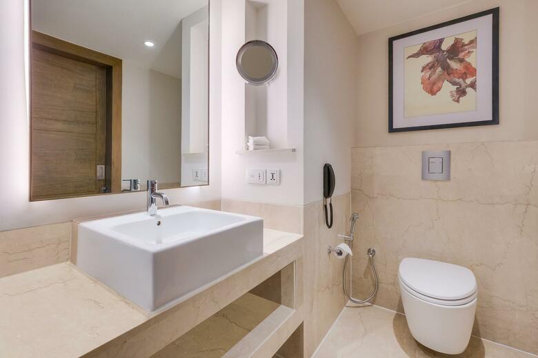 Hotel Dotw  -courtyard By Marriott Gurgaon