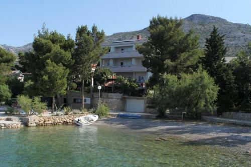 Hostal Quadruple Room Starigrad 3333g