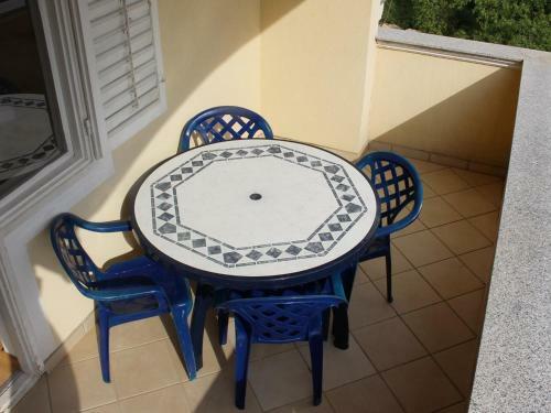 Apartment In Starigrad-paklenica 6785