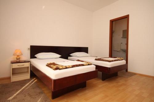 Apartment Starigrad 6624b