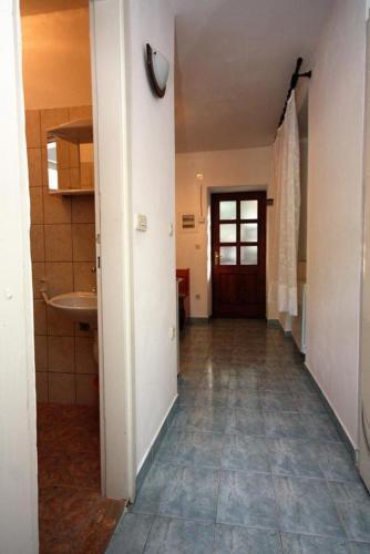 Apartment Stomorska 781a