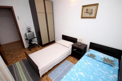 Apartment Necujam 5162b
