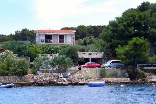 Apartment Necujam 5162b