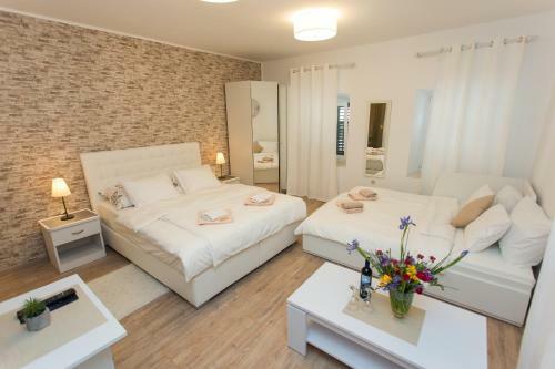 Hostal Apartments Villa Sol