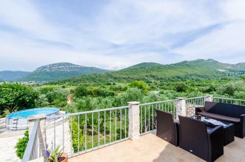 Wine & Vino Holiday Home