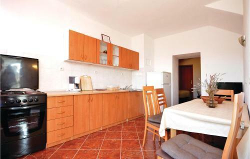 Apartment Ulica Sucuraj VI