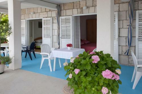 Apartments Toplak