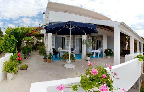 Apartments Toplak