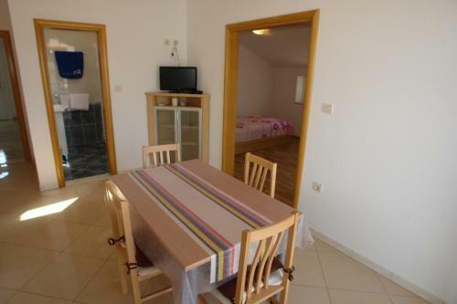 Apartments Leontina