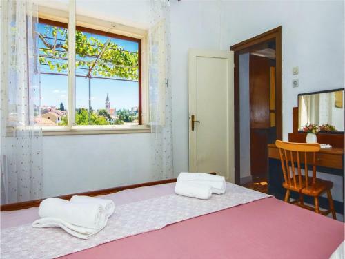Two-bedroom Holiday Home In Sumartin