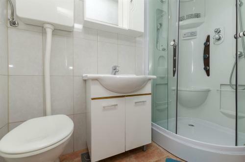Apartamento Holiday Home Jaka