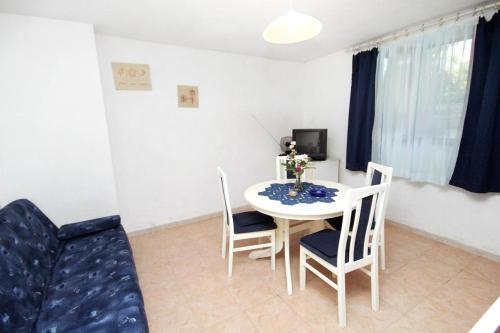 Apartment Sumartin 5615d