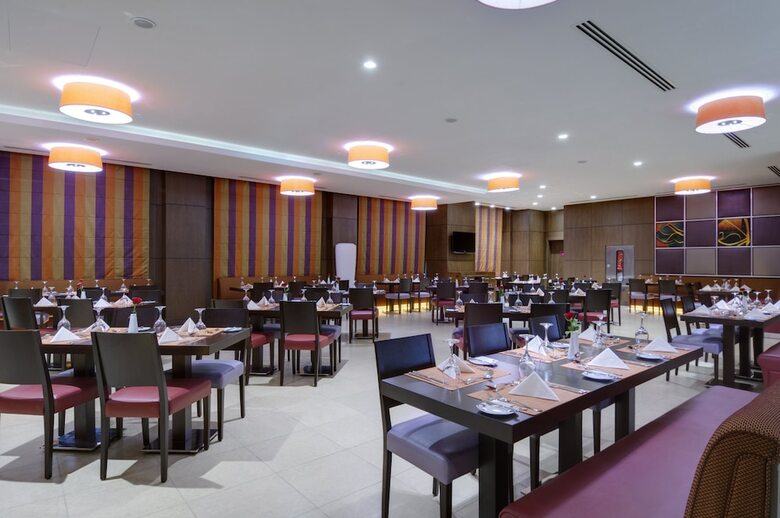 Hotel Crowne Plaza Madinah