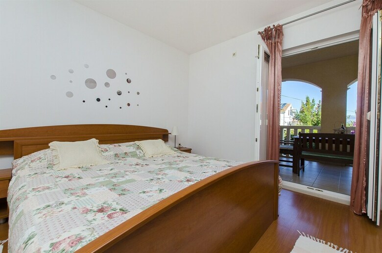 Apartments Mara