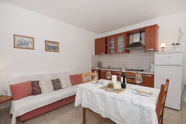 Apartments Mara