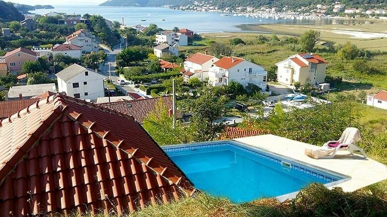 Villa Lapida
