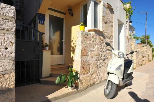 Apartments By The Sea Sutivan (brac) - 16236