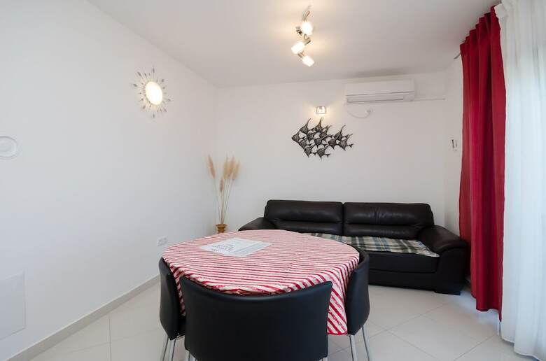 Apartments Marta