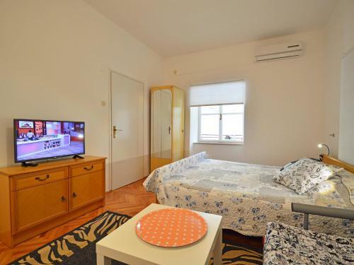 Apartment Cmiljina.1