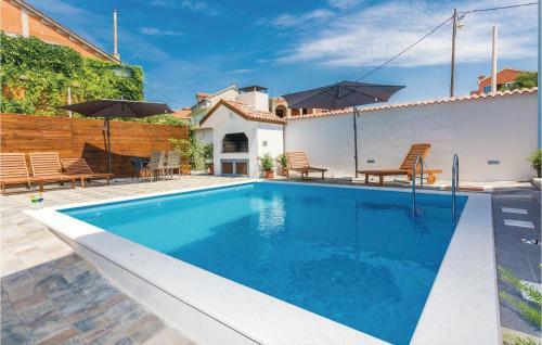 Five-bedroom Holiday Home In Sveti Petar