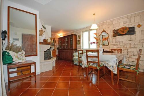 Holiday House Desy Tar