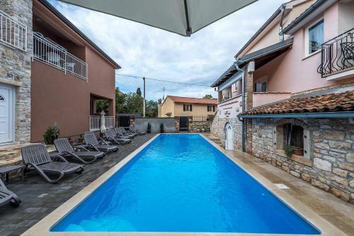 Hostal Villa Valtrazza
