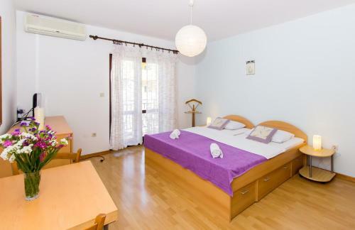 Hostal Guesthouse Apartment Peter