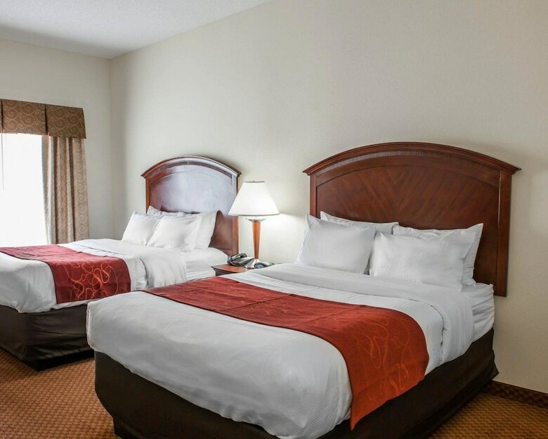 Hotel Comfort Suites