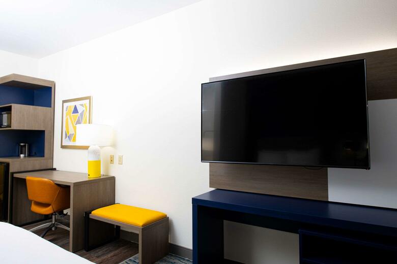 Hotel Comfort Suites