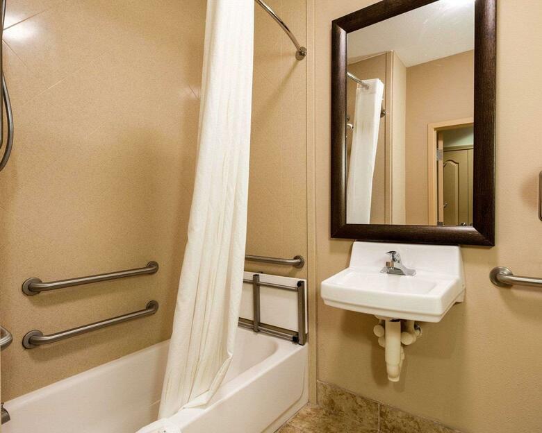 Hotel Comfort Suites