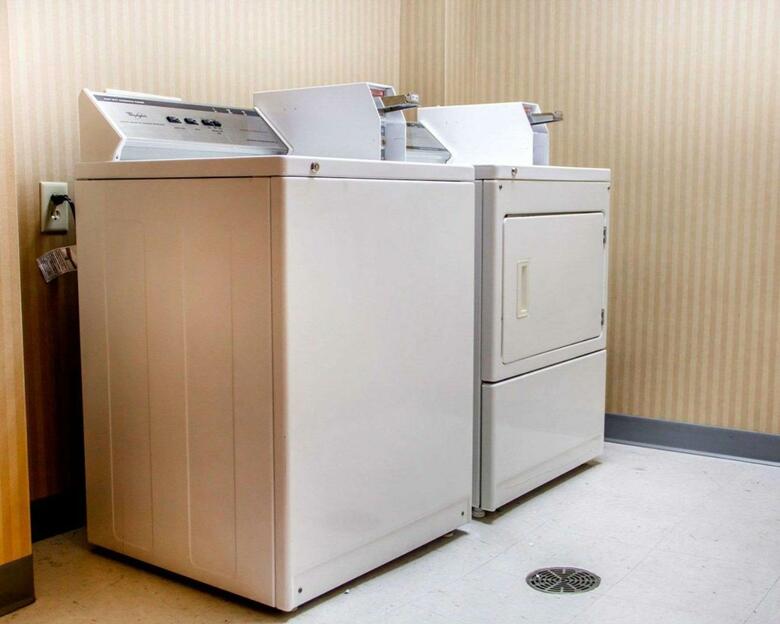 Hotel Sleep Inn & Suites