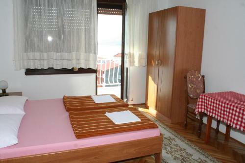 Apartments By The Sea Nemira (Omis) - 2828