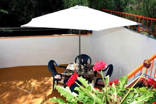 Apartments By The Sea Tisno (Murter) - 4298