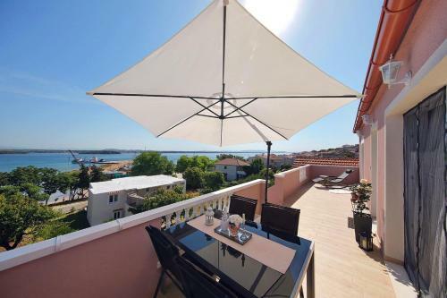 Apartment Tkon 8414b