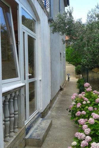 Apartments With A Parking Space Tkon (pasman) - 5827