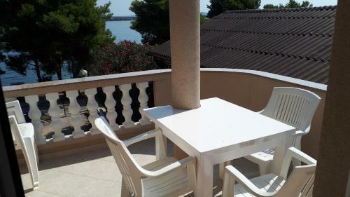 Apartments By The Sea Tkon (pasman) - 8454