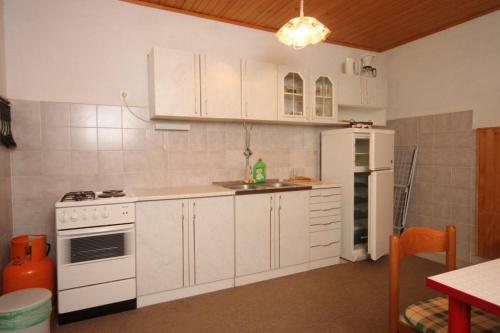 Apartments By The Sea Tkon (pasman) - 8244