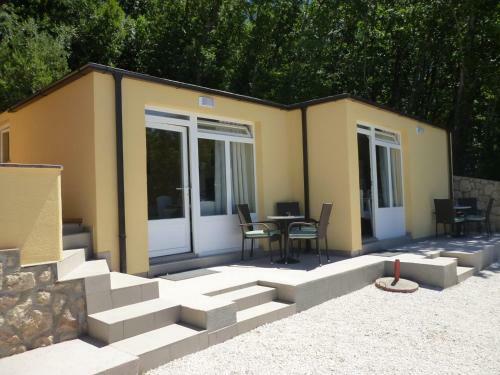 Apartment In Mataci