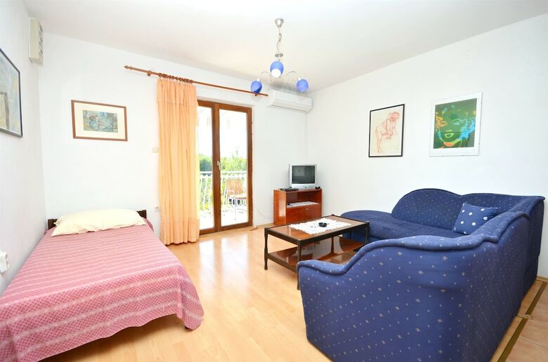 Apartments Goroslava