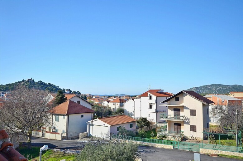 Apartments Mira