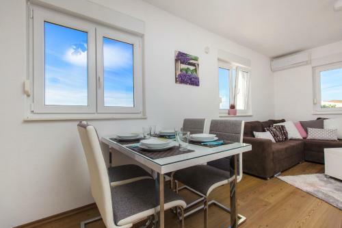 Apartments Gornje Starine
