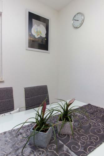 Apartments Gornje Starine