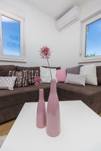 Apartments Gornje Starine
