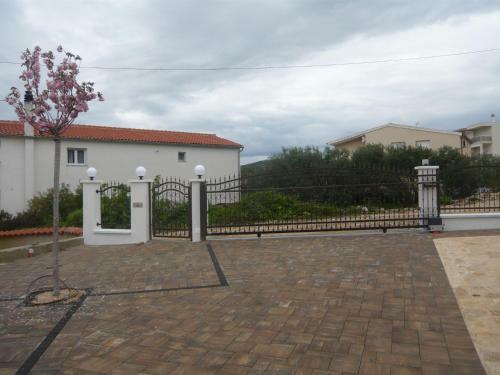 Apartments Gornje Starine
