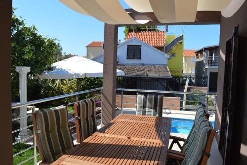 Apartments Branko 559