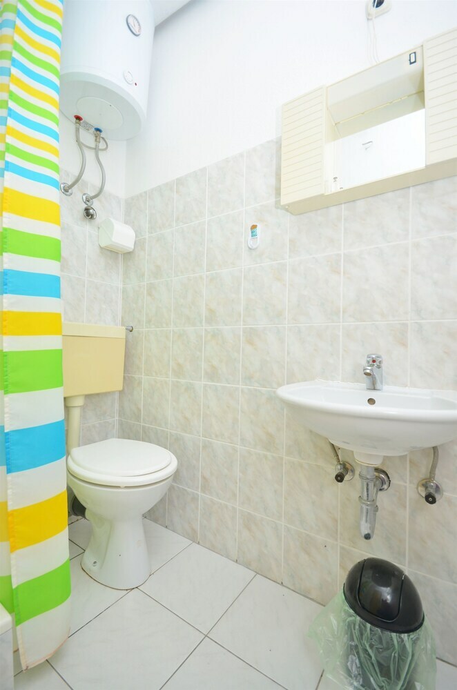 Hostal Apartment And Rooms Ivana