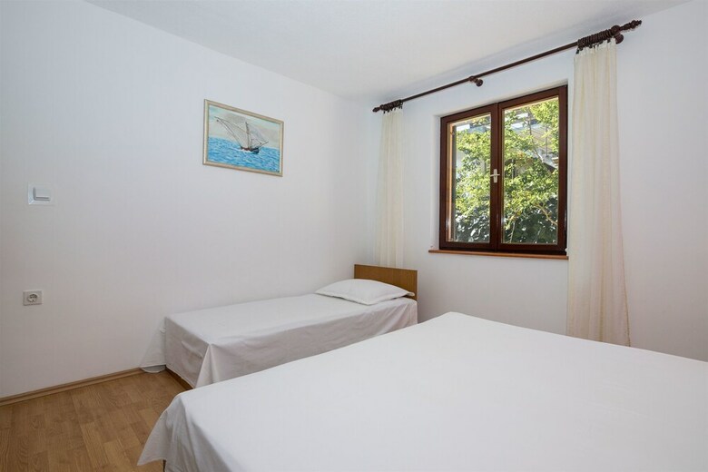 Apartment Dragan